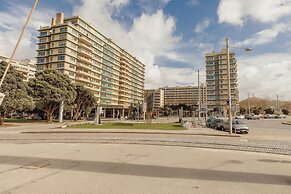 Matosinhos Ocean View by Vacationy