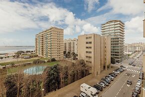 Matosinhos Ocean View by Vacationy