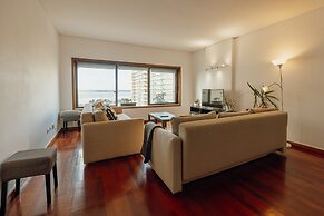 Matosinhos Ocean View by Vacationy
