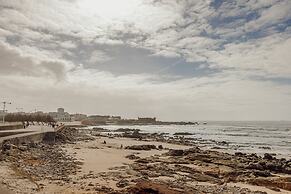 Matosinhos Ocean View by Vacationy