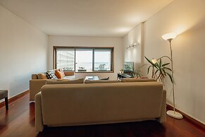 Matosinhos Ocean View by Vacationy