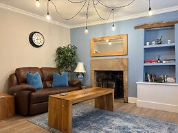 Charming Holiday Retreat in Derbyshire Countryside