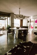 Luxury Waterfront Loft With Panoramic Views