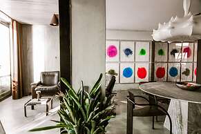 Luxury Waterfront Loft With Panoramic Views