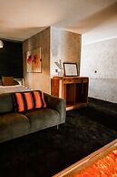 Luxury Waterfront Loft With Panoramic Views