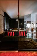 Luxury Waterfront Loft With Panoramic Views