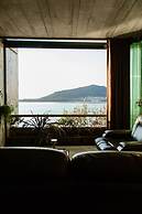 Luxury Waterfront Loft With Panoramic Views