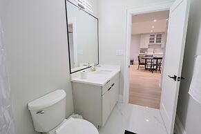 Modern Masterpiece Luxury 6 Bedroom Home