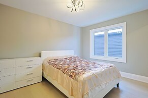 Modern Masterpiece Luxury 6 Bedroom Home