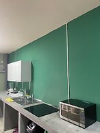 Hostel YEK