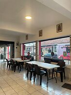 Hostel YEK