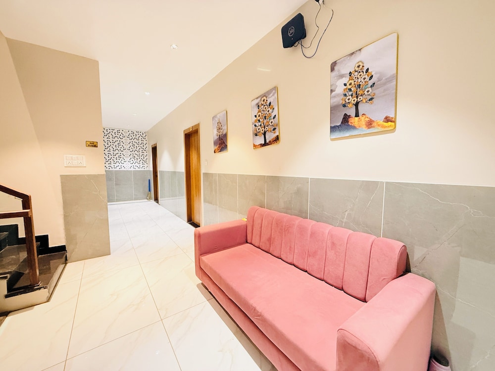 Hotel Atishay