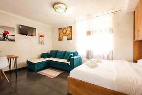 Palace Coast Apartment