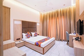 Fabhotel Prime Shree Palace