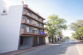 Fabhotel Sky Sector 76