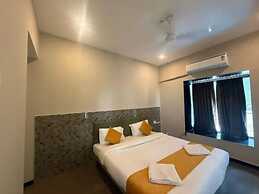 Fabhotel Vibes Inn