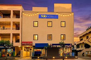 Fabhotel Golden City Inn