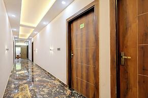 Fabhotel Apple Tree