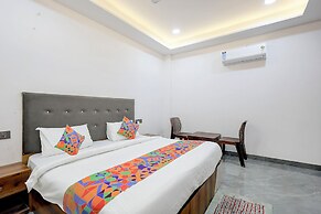 Fabhotel Apple Tree