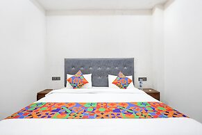 Fabhotel Apple Tree