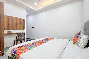 Fabhotel Apple Tree