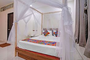 Fabhotel Elegance Inn