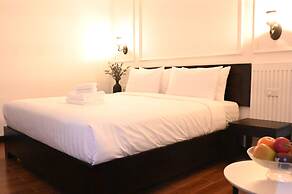 RS1 Hotel
