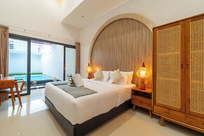 Ghania Villas Melasti