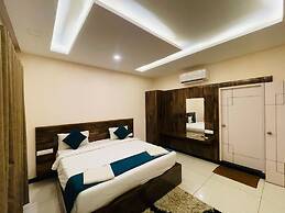 Blue Lagoon Inn Resort