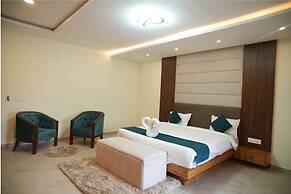 Blue Lagoon Inn Resort