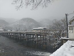 Mulan Stay Matsuo Taisha