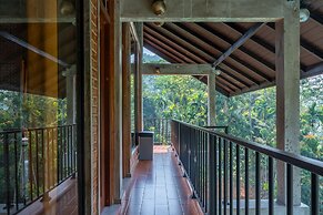 Aramya Riverfront Boutique Resort