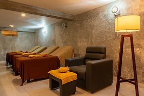 Aramya Riverfront Boutique Resort
