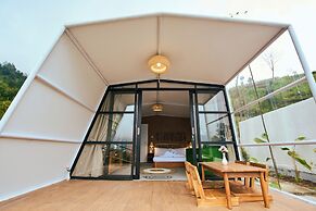 Luxcamp Selo - Merapi View by Horison