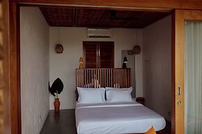 UNU Boutique Hotel