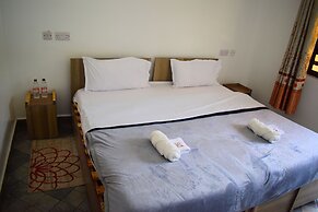 Lalanasi Lodge