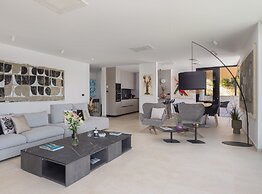 Breathtaking Villa Vis