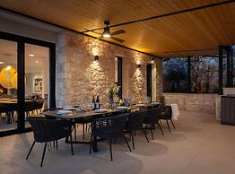 Breathtaking Villa Vis
