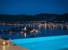 Breathtaking Villa Vis