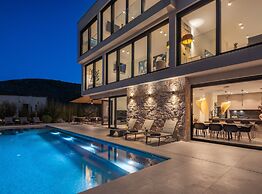 Breathtaking Villa Vis