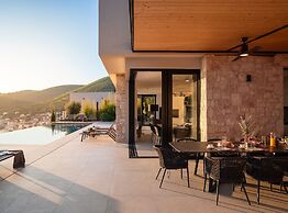 Breathtaking Villa Vis