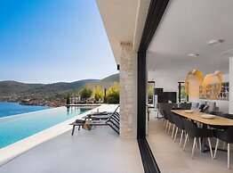 Breathtaking Villa Vis