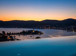 Breathtaking Villa Vis