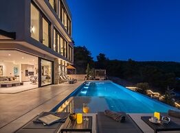 Breathtaking Villa Vis