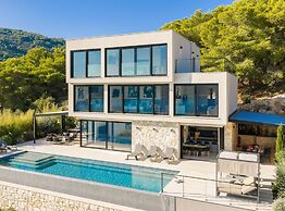 Breathtaking Villa Vis