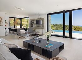 Breathtaking Villa Vis