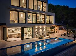 Breathtaking Villa Vis
