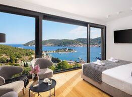 Breathtaking Villa Vis