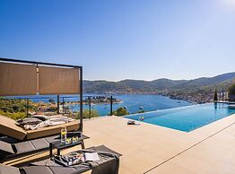 Breathtaking Villa Vis
