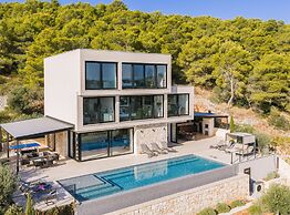 Breathtaking Villa Vis